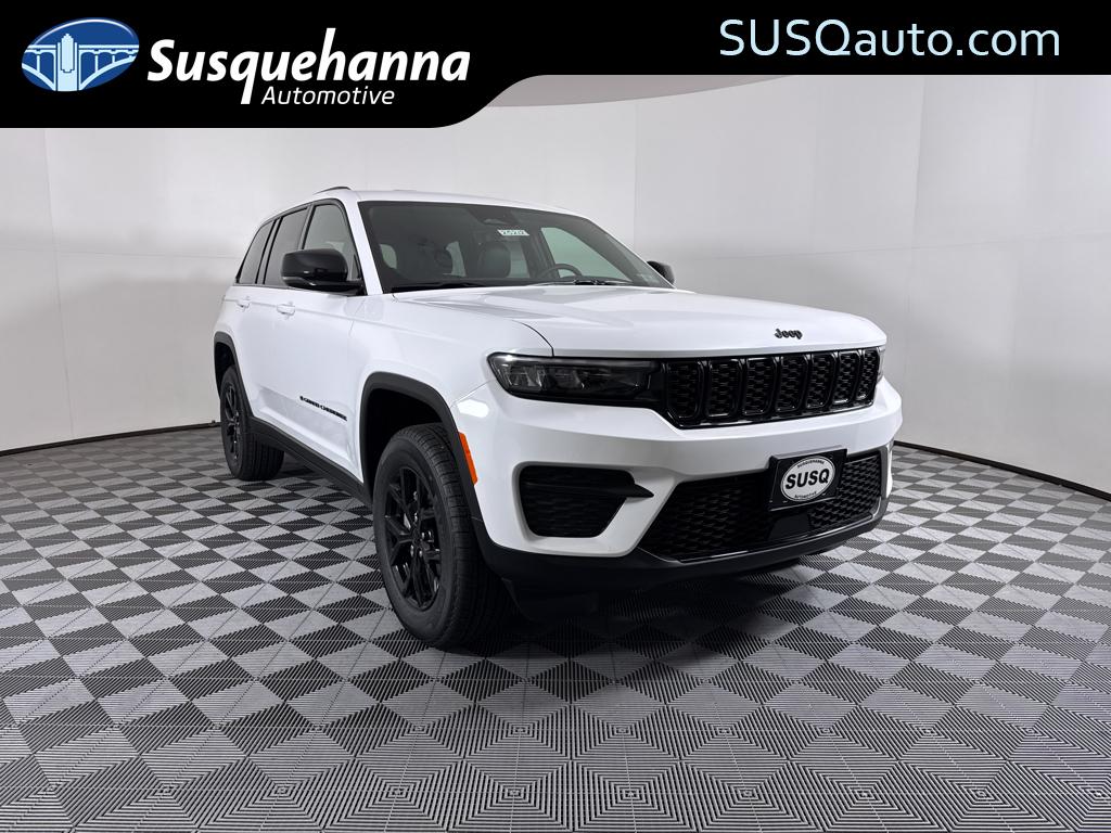 2025 Jeep Grand Cherokee Altitude's photo