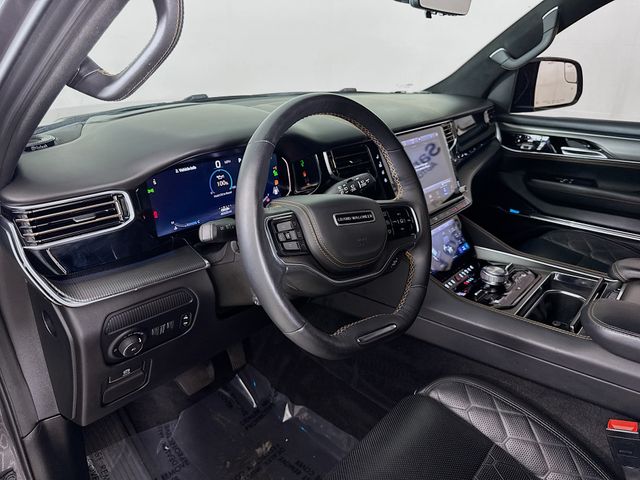 2023 Jeep Wagoneer L Series III Obsidian photo 9