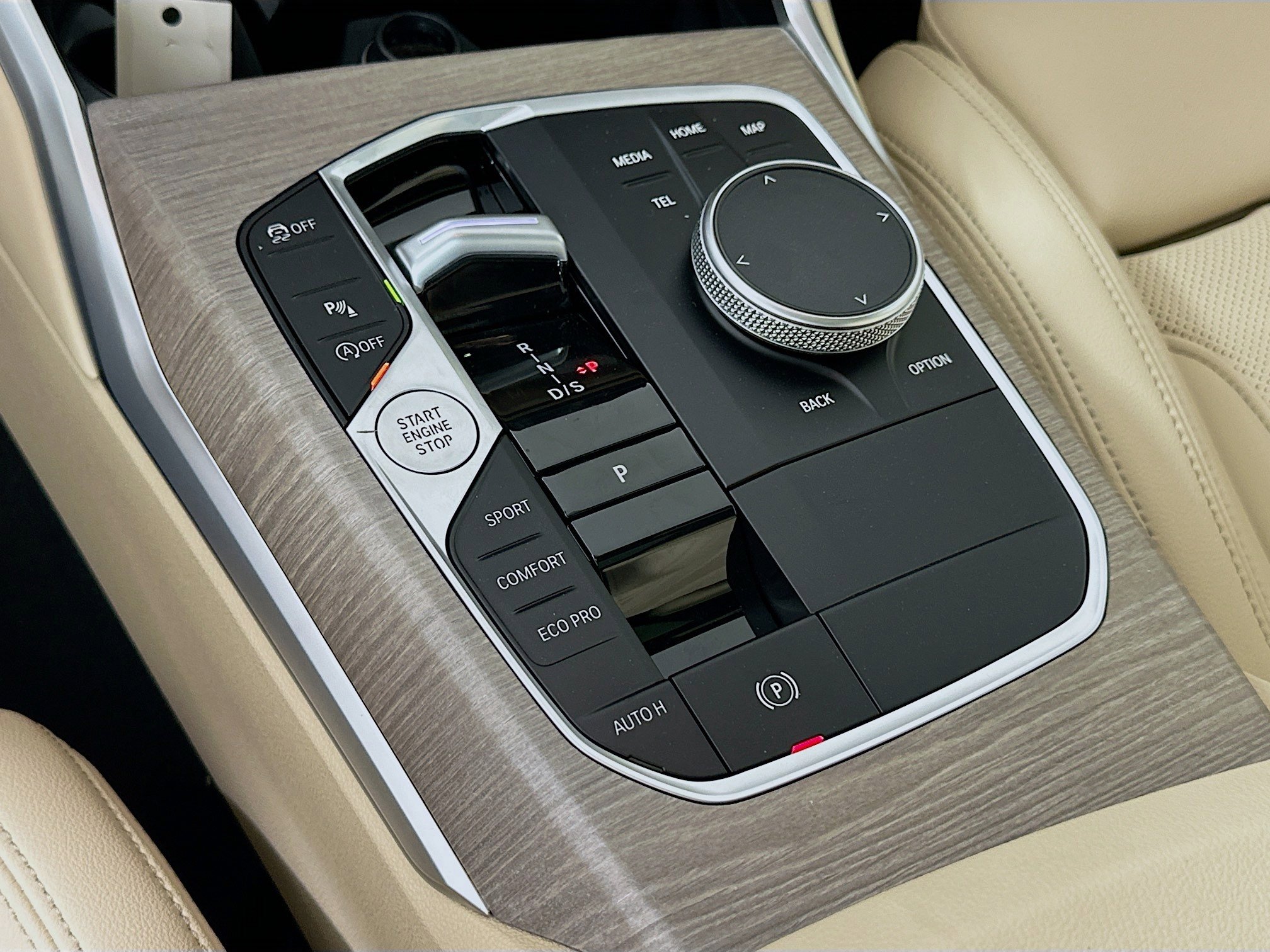2025 Bmw 330i photo 14