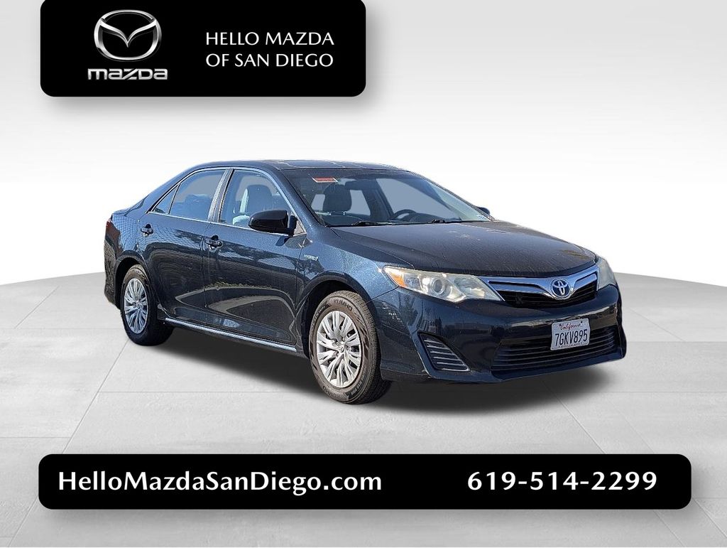 2014 Toyota Camry SE Hybrid