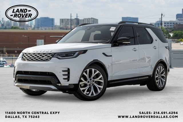 2026 Land Rover Discovery Tempest Edition's photo