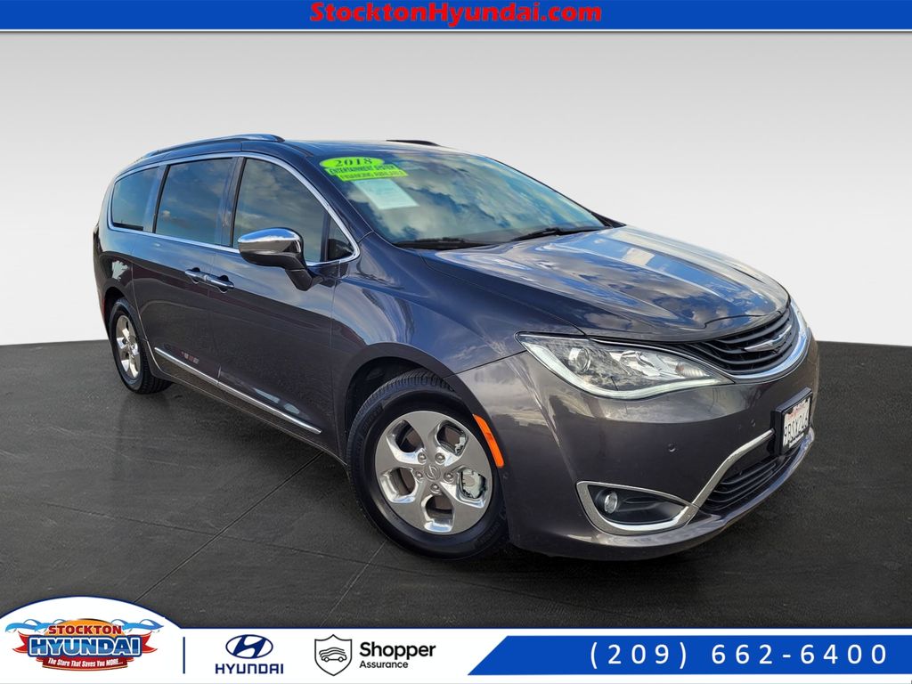 2018 Chrysler Pacifica Hybrid Limited