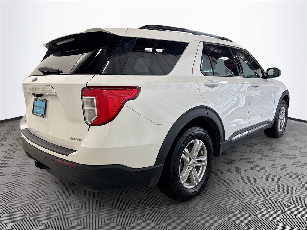 2022 Ford Explorer XLT photo 7