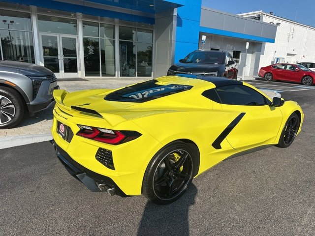 2020 Chevrolet Corvette Stingray 2LT photo 3