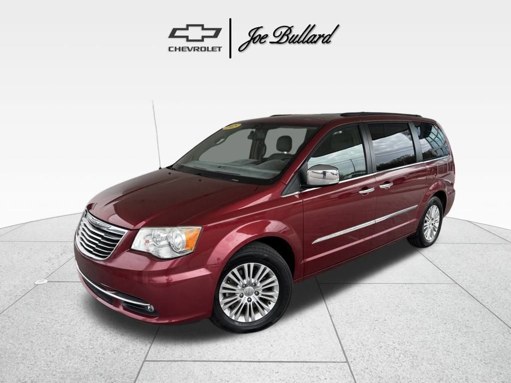 2015 Chrysler Town & Country Touring-L
