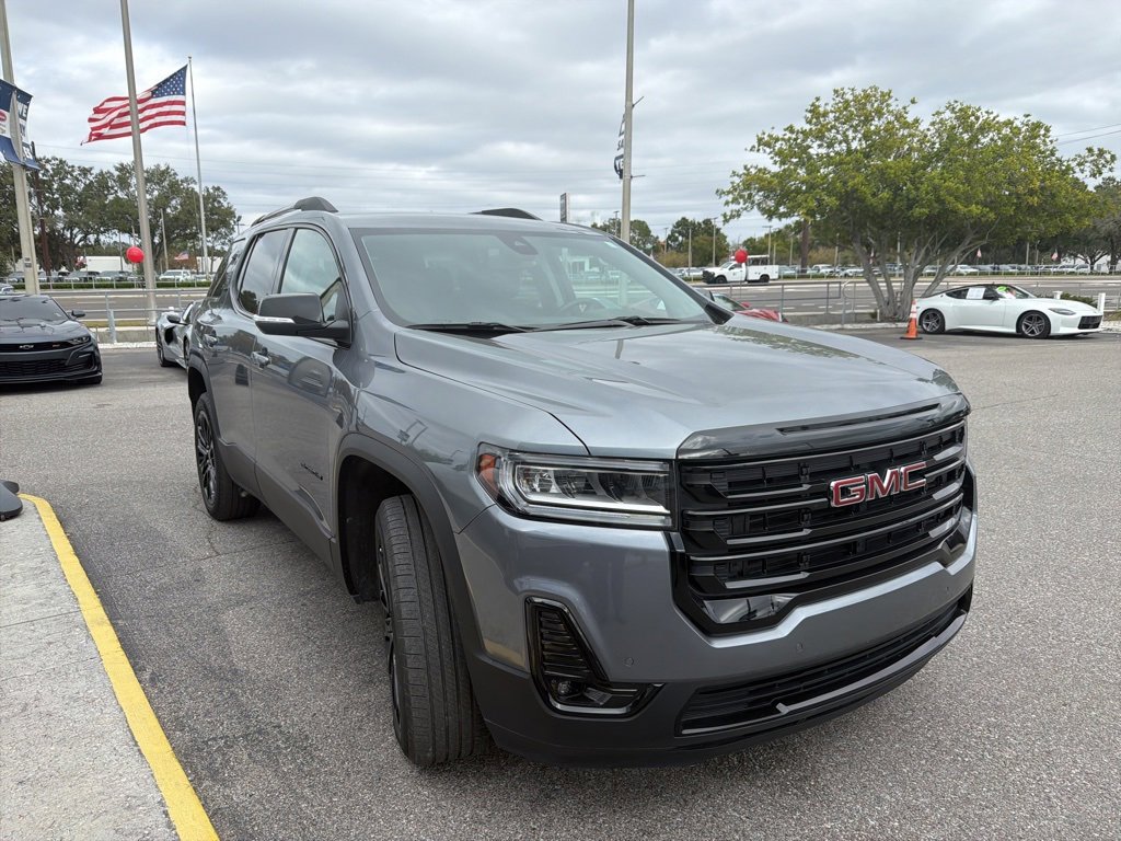2022 GMC Acadia SLT's photo