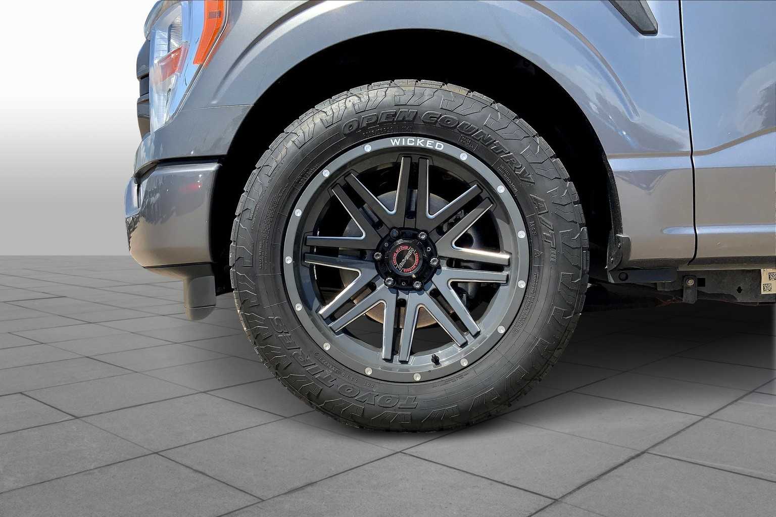 2022 Ford F-150 XL photo 10