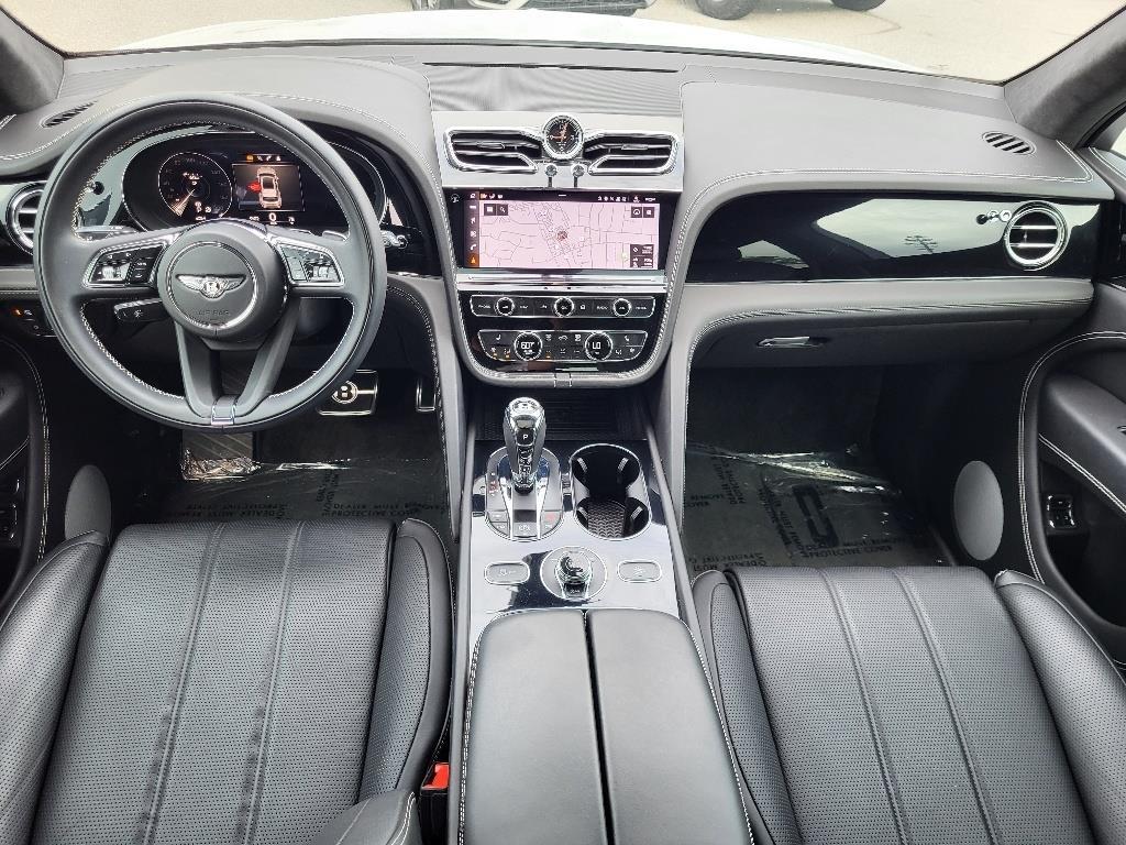2021 Bentley Bentayga V8 photo 32