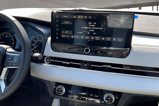 2025 Mitsubishi Outlander SE photo 7