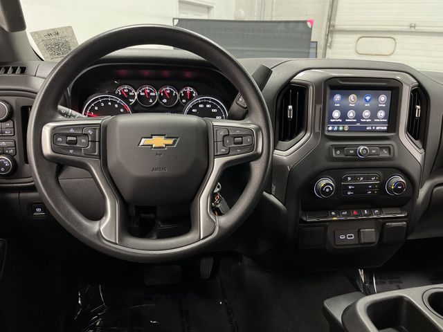 2021 Chevrolet Silverado 1500 Custom photo 5