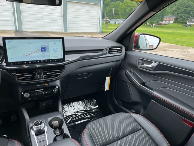 2025 Ford Escape Hybrid ST-Line Select photo 23