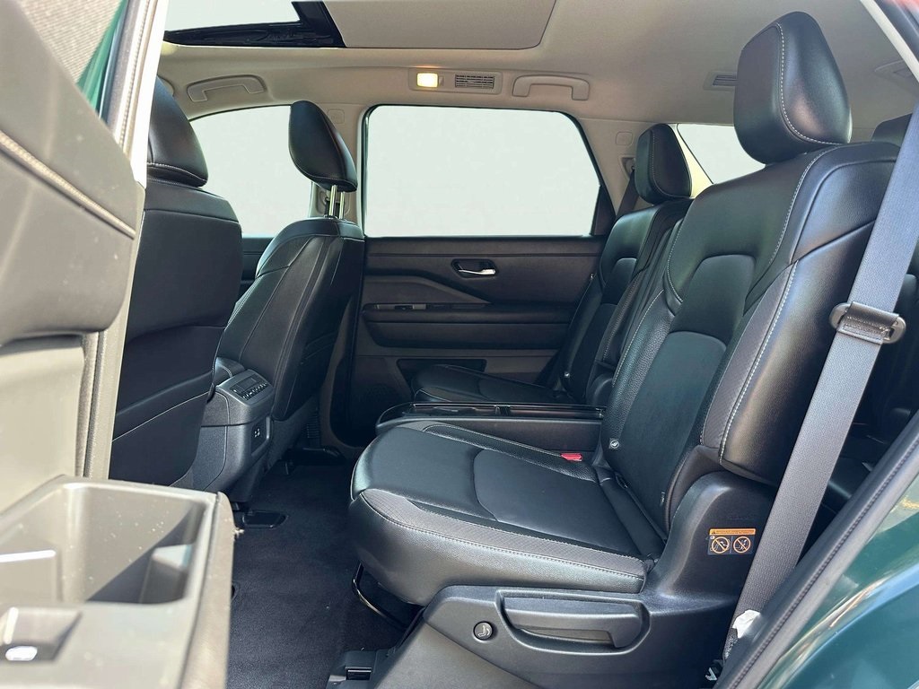 2024 Nissan Pathfinder SL photo 31