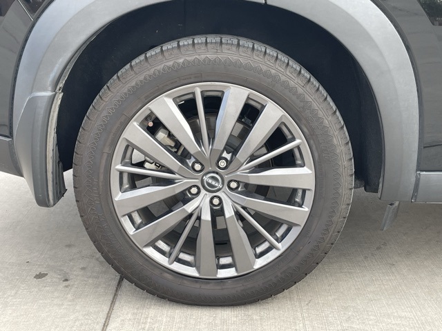 2022 Nissan Pathfinder SL photo 4