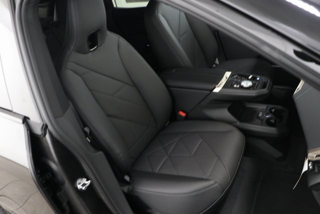 2025 Bmw iX photo 26