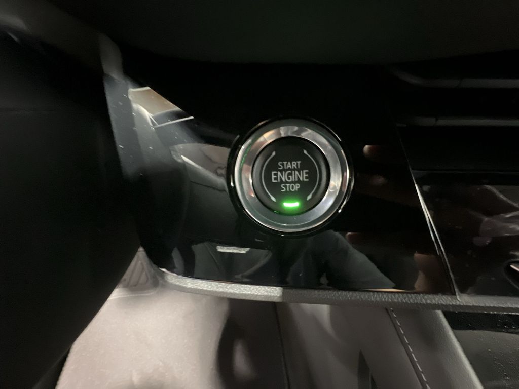 2025 Buick Envision Preferred photo 16