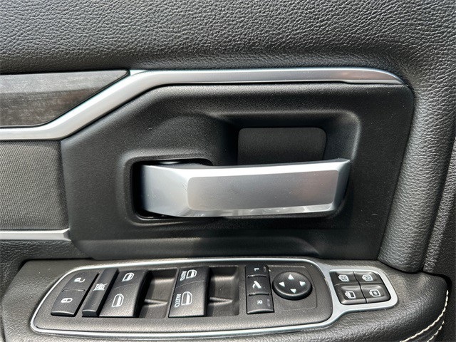 2024 Ram 2500 Big Horn photo 25