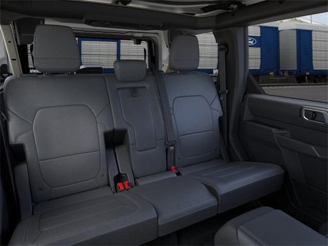 2025 Ford Bronco Outer Banks photo 11