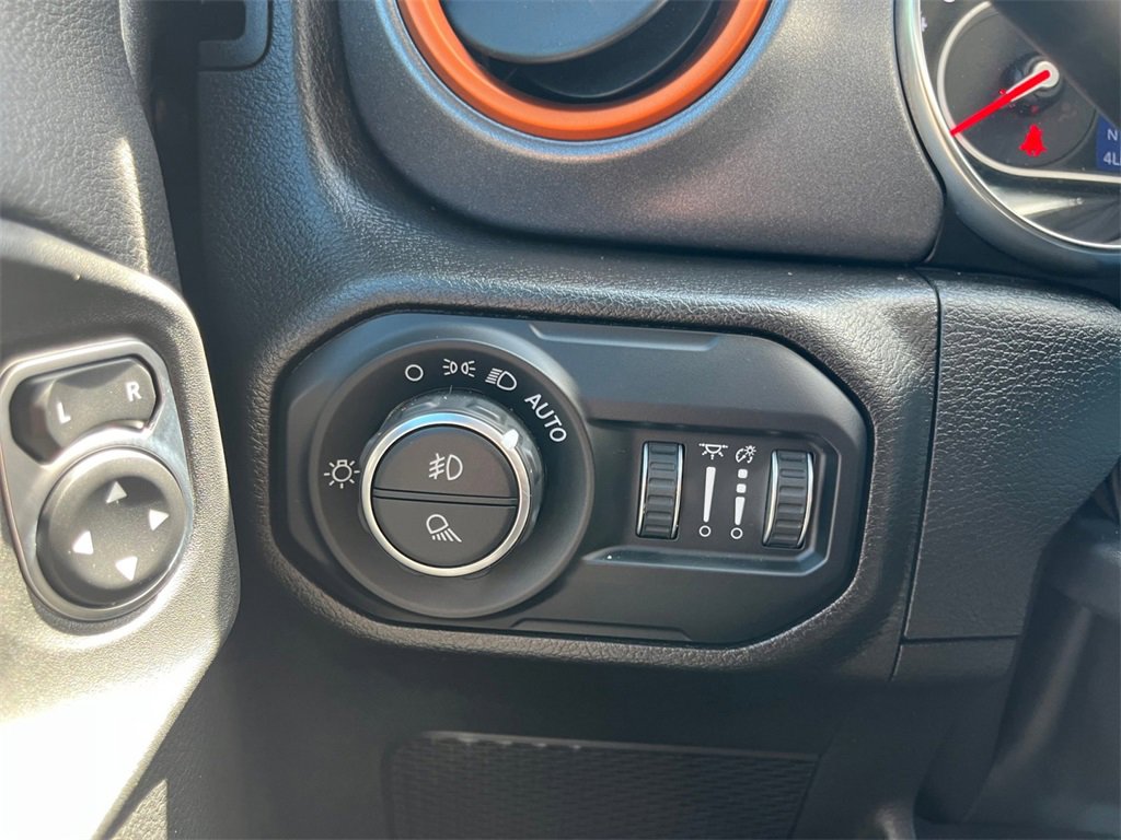 2022 Jeep Gladiator Mojave photo 18