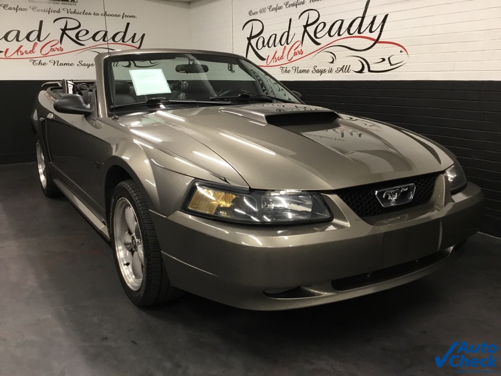 2001 Ford Mustang GT photo 3