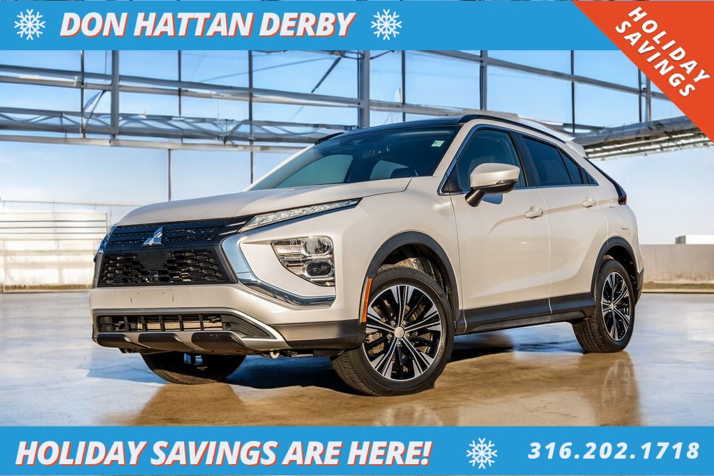 2022 Mitsubishi Eclipse Cross SE's photo