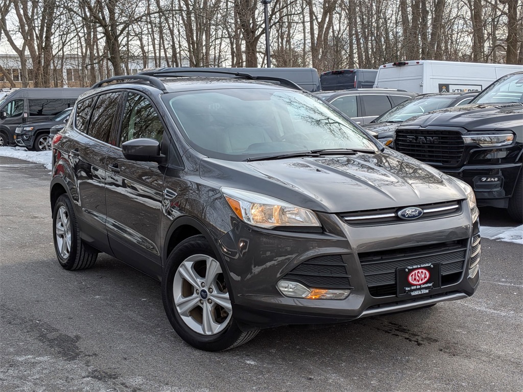 2015 Ford Escape SE's photo