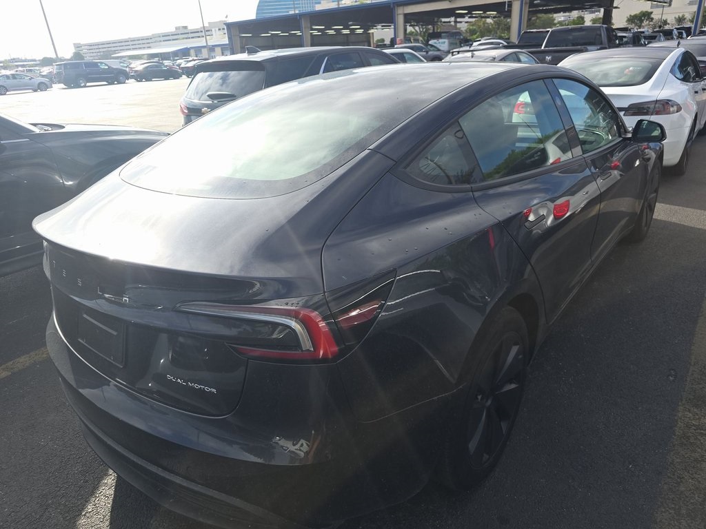 2024 Tesla Model 3 Long Range photo 2