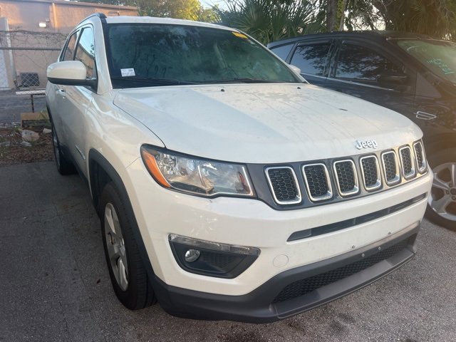 2017 Jeep Compass North Edition Latitude photo 3