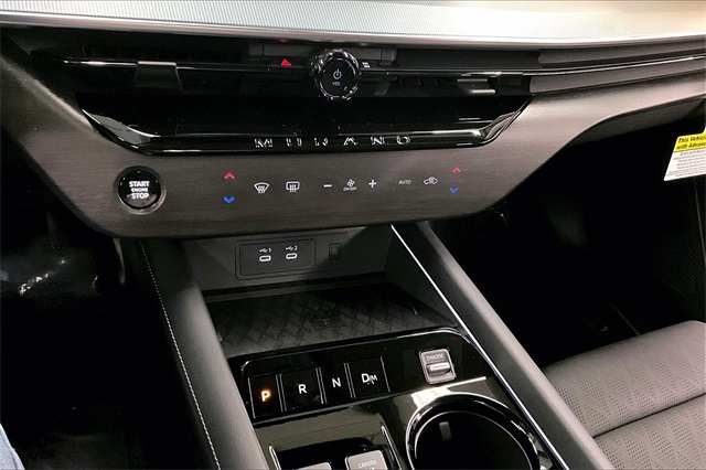 2025 Nissan Murano Platinum photo 22