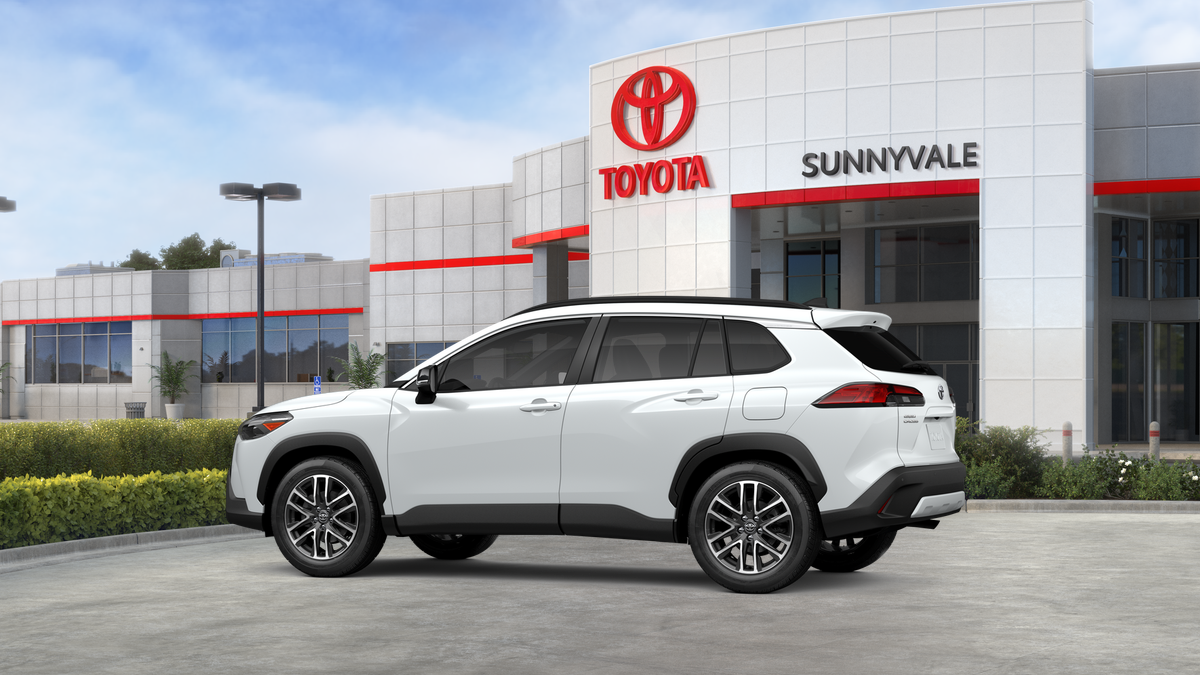 2026 Toyota Corolla Cross XLE photo 2