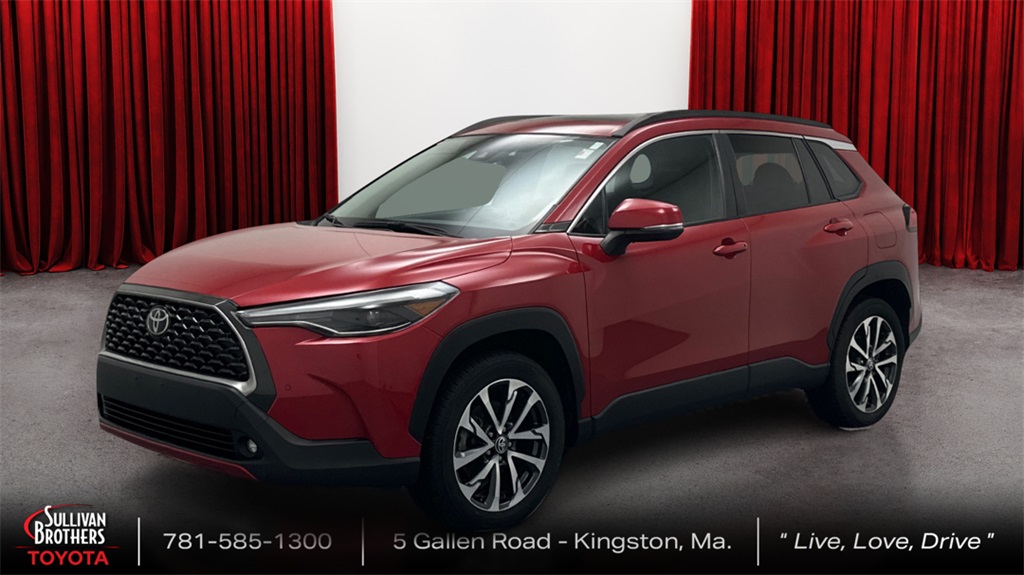 2022 Toyota Corolla Cross XLE's photo