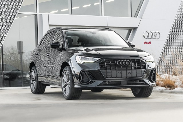 2025 Audi Q3 S line Premium