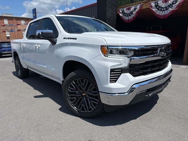 2026 Chevrolet Silverado 1500 LT photo 3