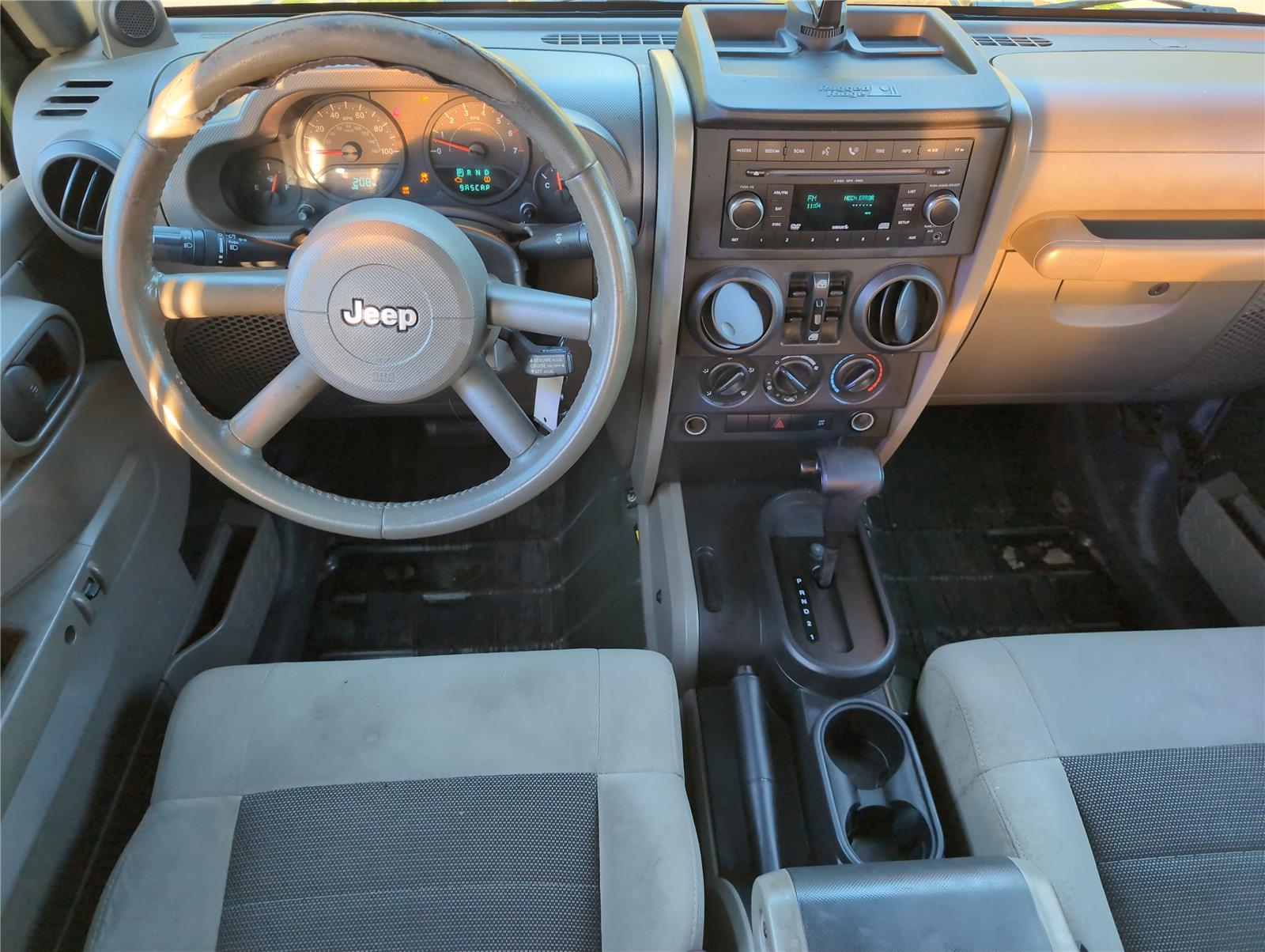 2008 Jeep Wrangler Unlimited X photo 16