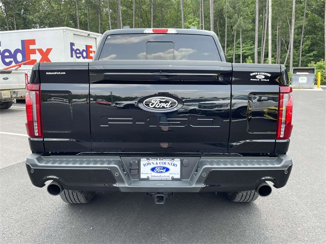 2025 Ford F-150 Lariat photo 2