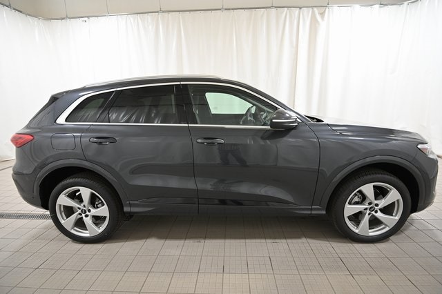 2025 Audi Q5 2.0T Premium Plus photo 11