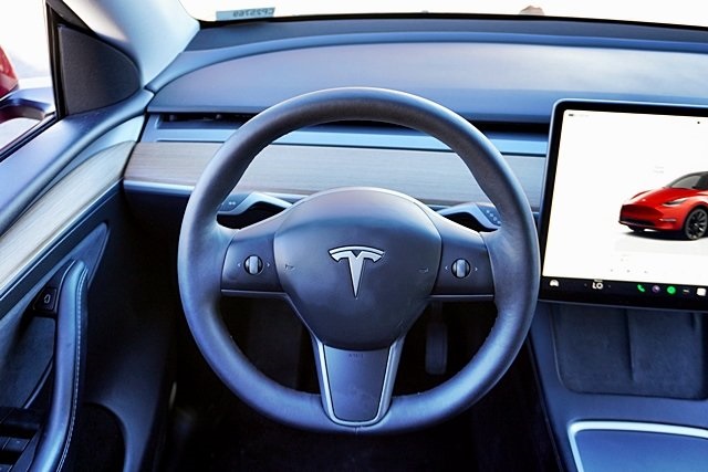 Used 2023 Red Tesla Long Range image 20