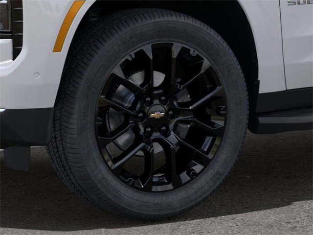 2025 Chevrolet Suburban High Country photo 8