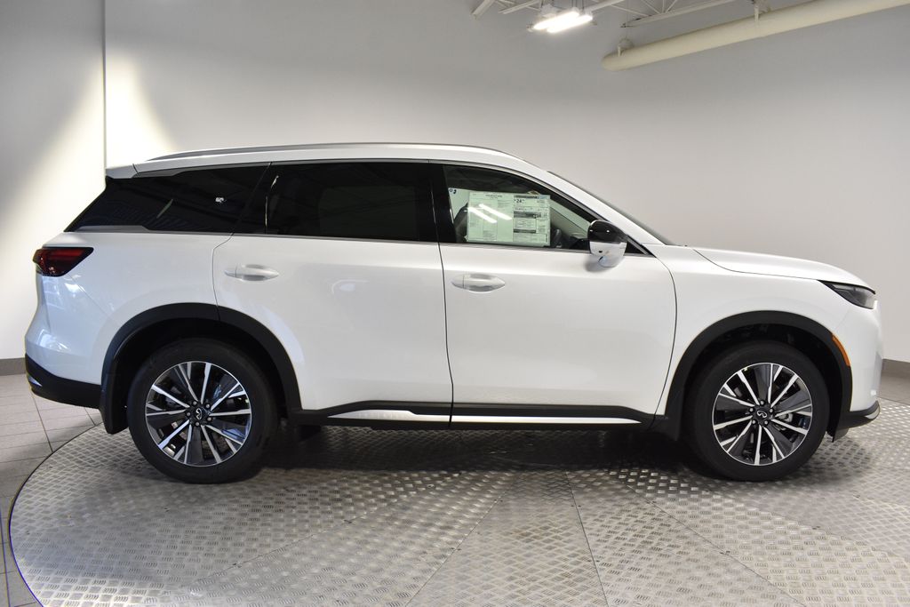 2026 Infiniti QX60 Luxe AWD photo 7