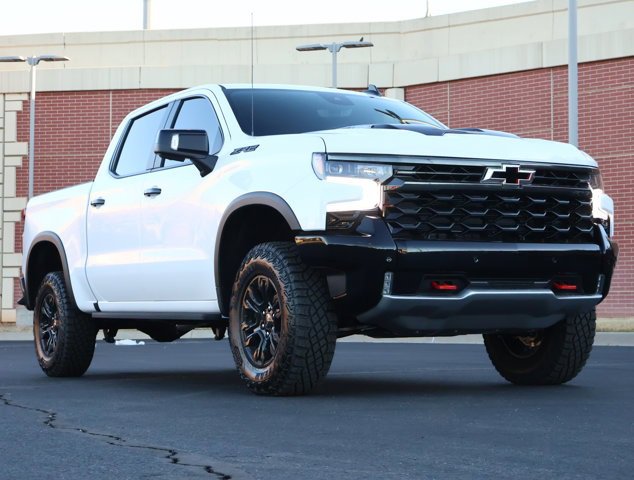 2026 Chevrolet Silverado 1500 ZR2's photo