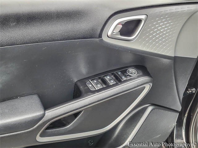 2023 KIA SOUL - Image 14