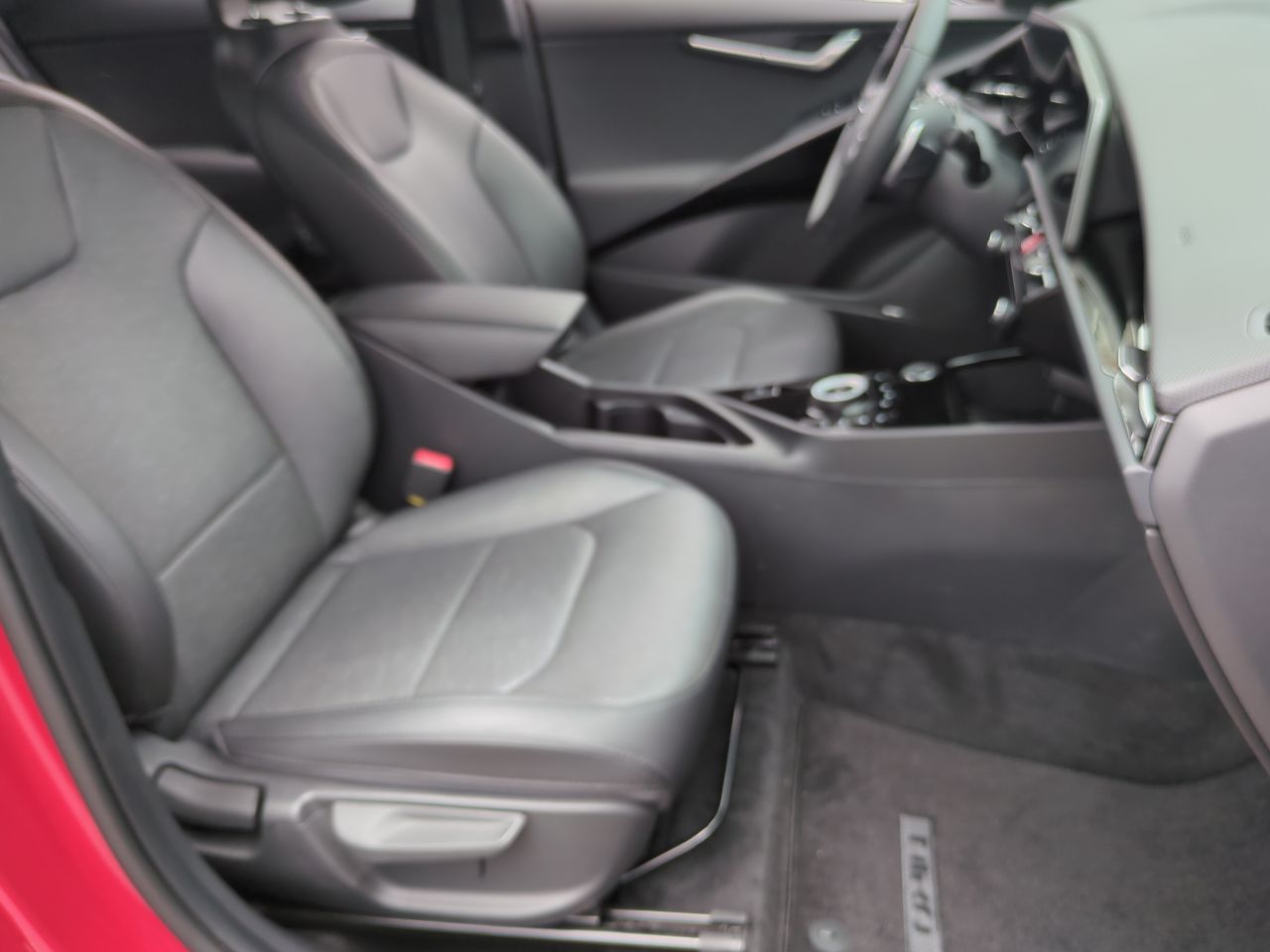 2024 Kia Niro Plug-In Hybrid SX photo 21