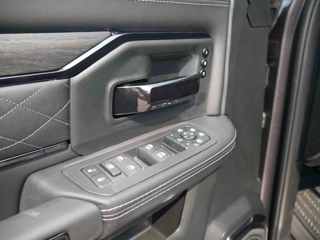 2026 Ram 3500 Limited photo 38
