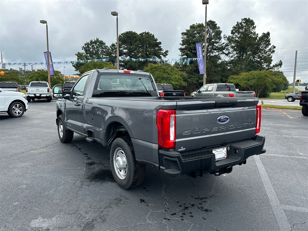 2024 Ford F-350 XL photo 5