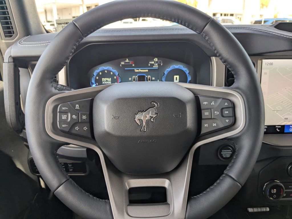 2025 Ford Bronco Outer Banks photo 29
