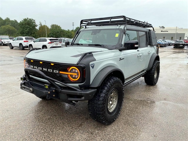 2021 Ford Bronco First Edition photo 7