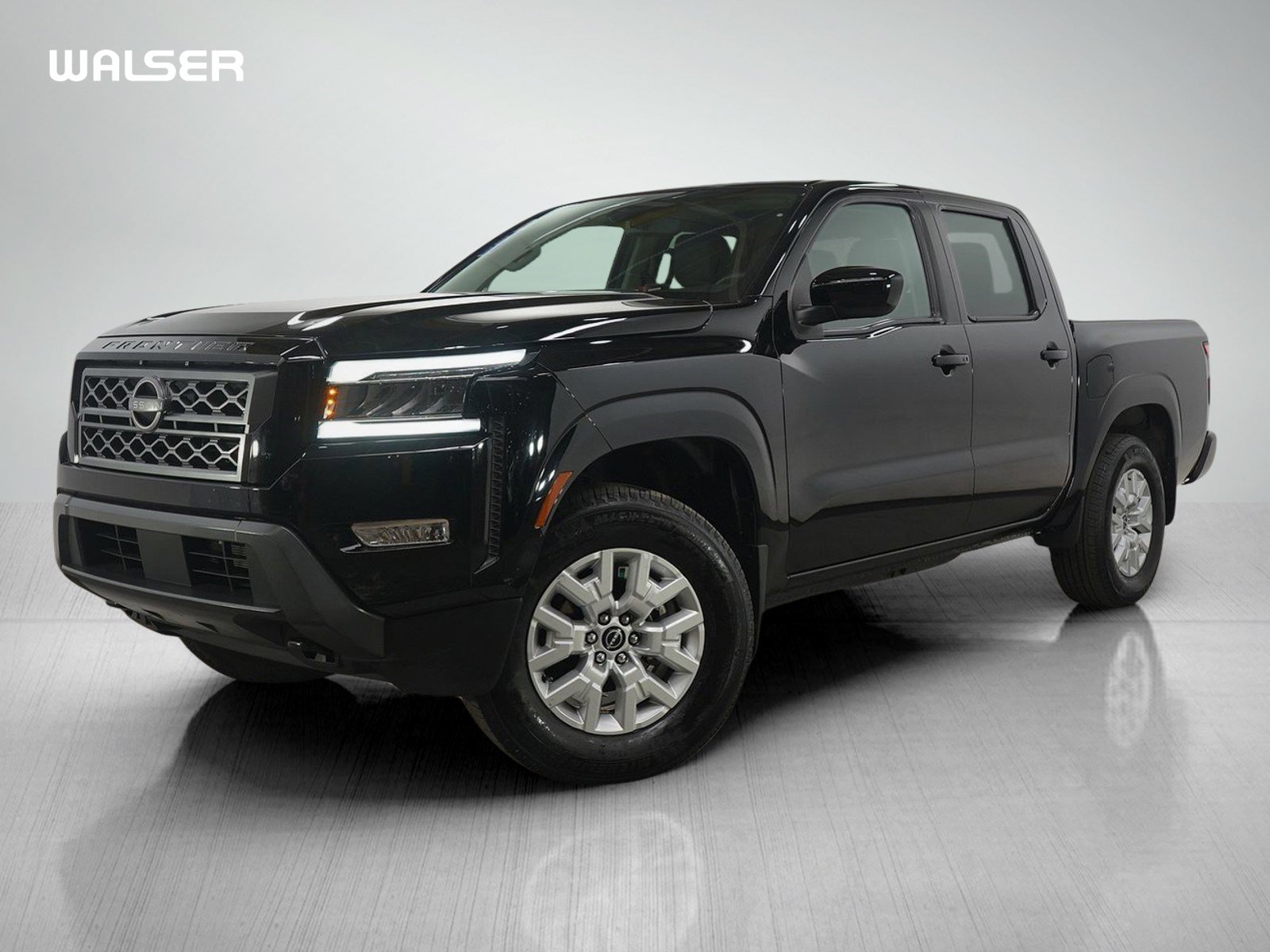 2023 Nissan Frontier SV's photo