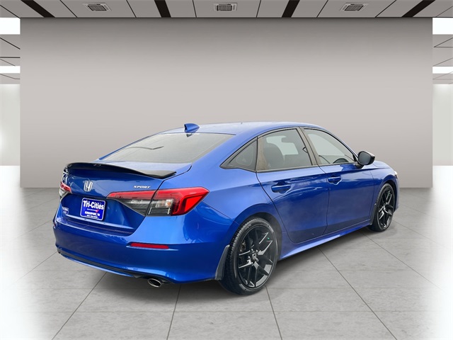2022 Honda Civic Sport photo 2