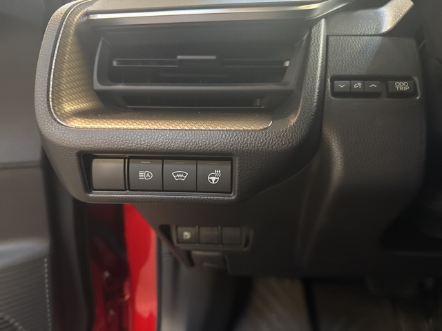 2024 Toyota Prius XLE photo 9