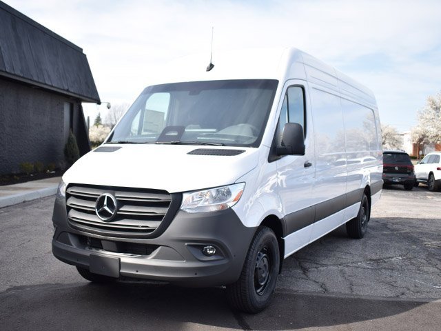 2025 Mercedes-Benz Sprinter Cargo Van