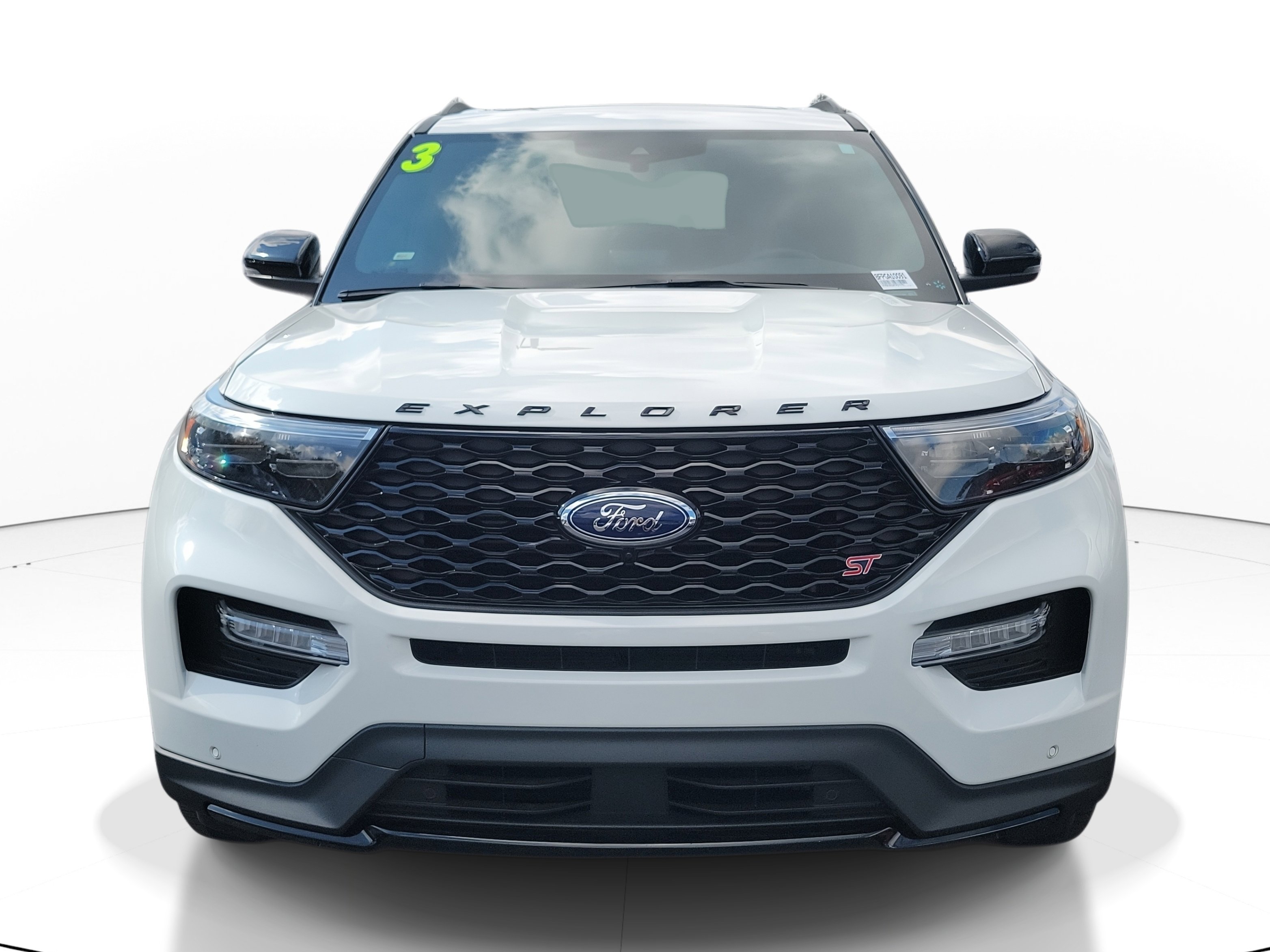 2023 Ford Explorer ST's photo